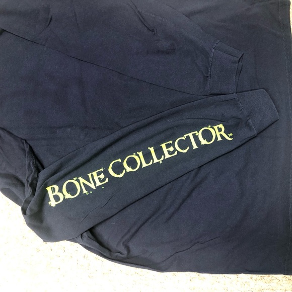 Bone Collector long sleeve tee shirt. Navy blue/lime green. Size XL - Picture 3 of 4